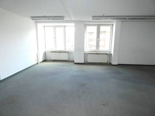 Büro - Büro mit 315,00 m&sup2; in Düsseldorf zur Miete