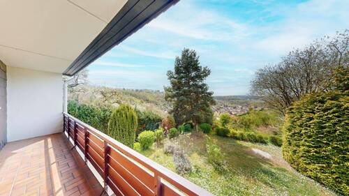 Herrliche Aussicht ins Grüne vom Balkon im EG - 