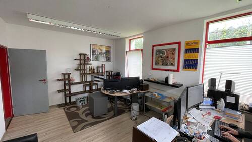 Büro2.jpg - 
