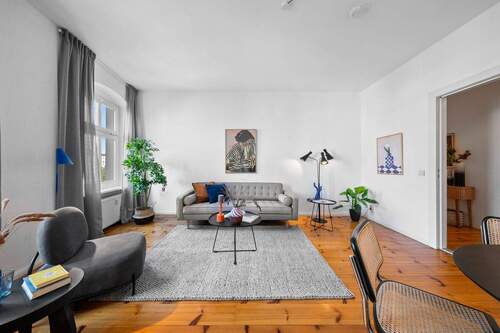 Wohnzimmer - 3 Zimmer Etagenwohnung zum Kaufen in Berlin