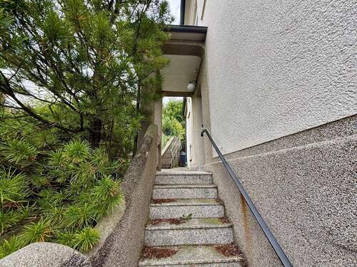 Altbau Hemer (Treppenaufgang zum Haus) - 