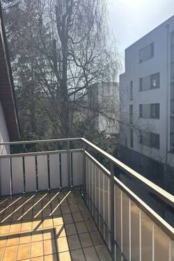 Balkon - Etagenwohnung mit 73,40 m&sup2; in Schorndorf zum Kaufen