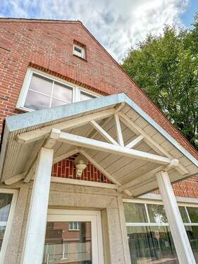 1304Bild1.jpg - 6 Zimmer Mehrfamilienhaus, Wohnhaus zum Kaufen in Lensahn