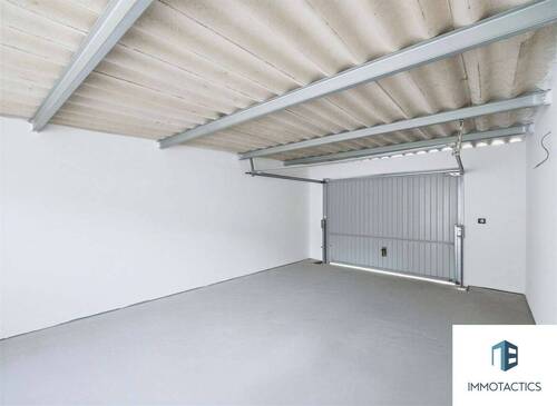 Garage (KI-geräumt) - 
