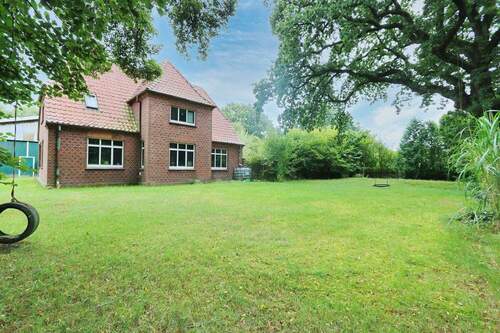 Garten - Mehrfamilienhaus, Wohnhaus mit 225,00 m² in Weddingstedt zum Kaufen