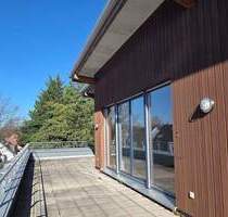 Lichtdurchflutete Penthouse-Wohnung mit großer Dachterrasse im Herzen von Aachen Brandt