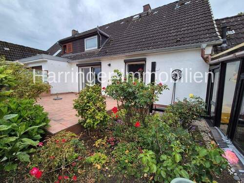 Ansicht Südseite - 6 Zimmer Doppelhaushälfte zum Kaufen in Hamburg