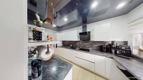 Wertige Einbauküche - 