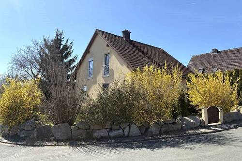 Außenansicht - 5 Zimmer Einfamilienhaus in Seybothenreuth