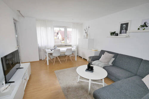 Bild1 - Schöne 2-Zimmer-Wohnung mit Balkon in Coburg-Scheuerfeld