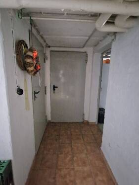 Flur UG..jpg - 
