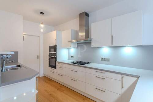 offene Küche - 2 Zimmer Etagenwohnung in Berlin