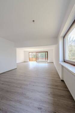 Wohn-/Esszimmer EG - Mehrfamilienhaus, Wohnhaus mit 311,00 m&sup2; in Ludwigsburg zum Kaufen