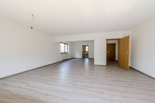 Wohn-/Esszimmer EG - 