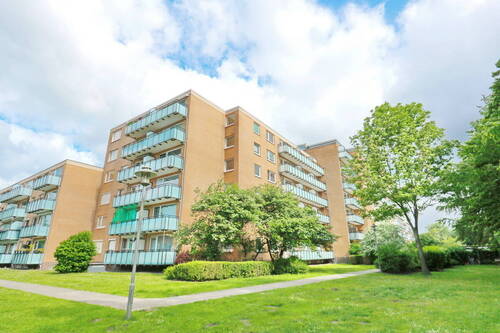 Fassade (Front bzw. Eingang) - 5 Zimmer Einfamilienhaus zum Kaufen in Halstenbek