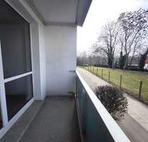 Familienwohnung im Erdgeschoss mit Blick ins Grüne und Einbauküche! - Lutherstadt Eisleben