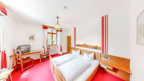 Zimmer 3 - 
