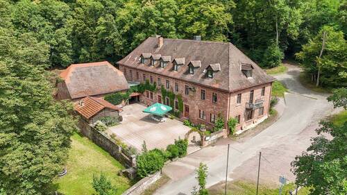 Außenansicht - Juwel im Herzen des Spessarts - 1.200.000,00 EUR Kaufpreis,