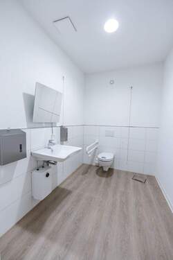WC - 
