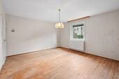 Viel Platz im Schlafzimmer im EG - 