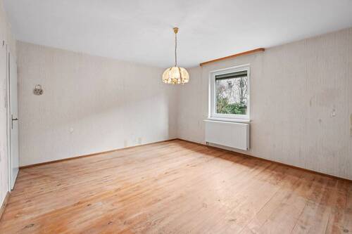 Viel Platz im Schlafzimmer im EG - 