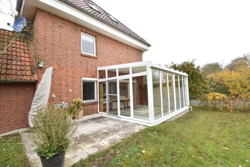 Wintergarten und Terrasse - Tolle Randlage mit viel Platz! - 239.000,00 EUR Kaufpreis, ca.  175,00 m² Wohnfläche