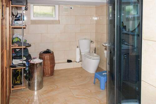 Sauna_im_Keller_mit Dusche_und_WC - 