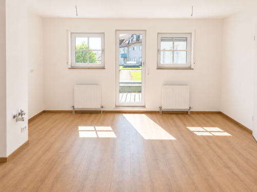 Wohnzimmer - 2 Zimmer Etagenwohnung zur Miete in Markranstädt