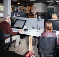 Flex Desk in Holzkirchen: Modernes Coworking, 247 Zugang, Kaffee inklusive