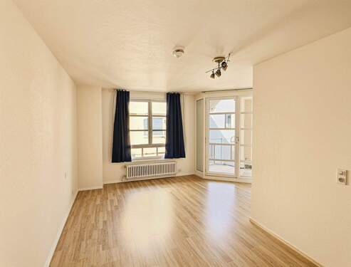 Schlafzimmer mit Balkonzugang - 