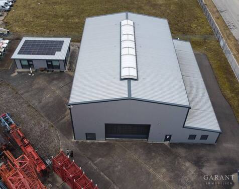 Halle mit Wohnhaus - Industriehalle mit Bürofläche und Wohngebäude