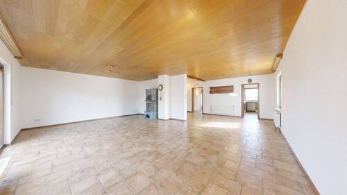 Wohnzimmer_8 2026-04-14 15-19-26-762_2 - 