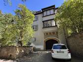 Villa Ansicht und Zufahrt - 