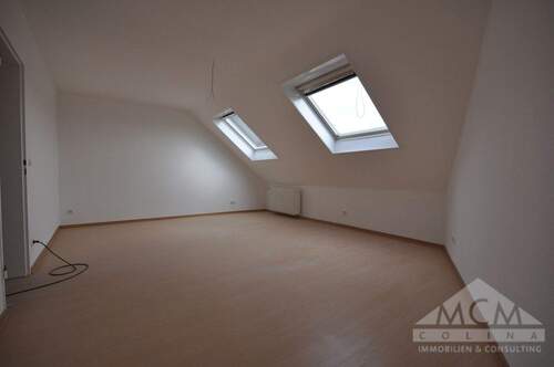 Schlafzimmer - 3 Zimmer Etagenwohnung zur Miete in Neu-Isenburg