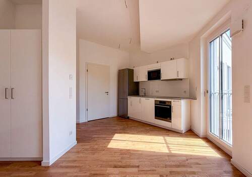 Wohnküche - 1 Zimmer Etagenwohnung zum Kaufen in Berlin