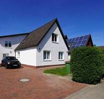 Großes EFH mit 6 Zi. und Einliegerwhg. mit großen Garten in ruhiger Top Lage! - Hamburg / Marienthal Jenfeld