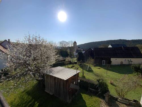 Blick von der Dachterrasse - 9 Zimmer Mehrfamilienhaus, Wohnhaus in Trausnitz