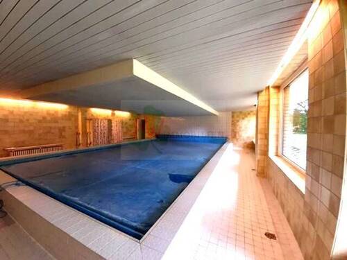 Schwimmbad - 