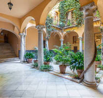 Old town Apartment - 2.200.000,00&nbsp;EUR Kaufpreis, ca.&nbsp; 308,00&nbsp;m&sup2;&nbsp;Wohnfl&auml;che in Soho Málaga (PLZ: 29015)