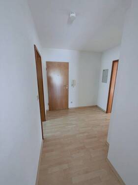 Wohnungseingang - 3 Zimmer Etagenwohnung zum Kaufen in Pfarrkirchen