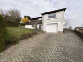 Hausansicht - 3 Zimmer Einfamilienhaus zum Kaufen in Oberleichtersbach