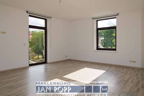 Küche mit Zugang zum geplanten Balkon - 