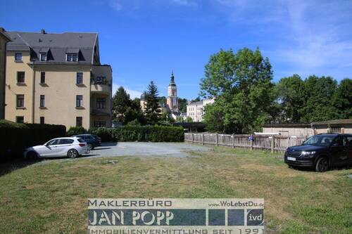 Parkplätze hinter dem Haus - 
