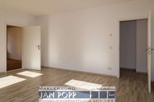 Schafzimmer-WZ-Diele - 