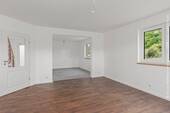 Wohn- und Esszimmer - 