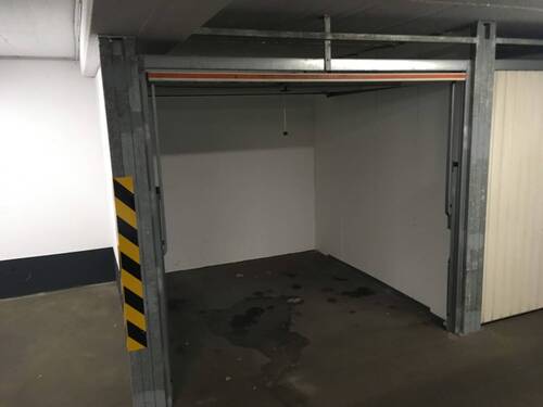 Hannover, Steimbker - Garage, Stellplatz zur Miete in Hannover