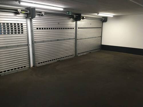 Hannover, Steimbker Hof - Garage, Stellplatz in Hannover