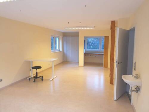 x06_Raum2_vonderTerrasse.jpg - Terrassenwohnung mit 81,00 m&sup2; in Alfeld (Leine) zum Kaufen