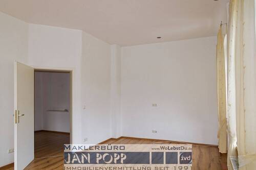 Wohnzimmer - 3 Zimmer Etagenwohnung in Greiz