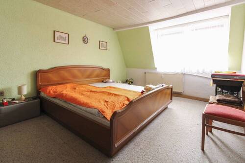 Schlafzimmer DG - 